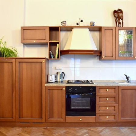 Apartment Lesser Town! 布拉格 外观 照片