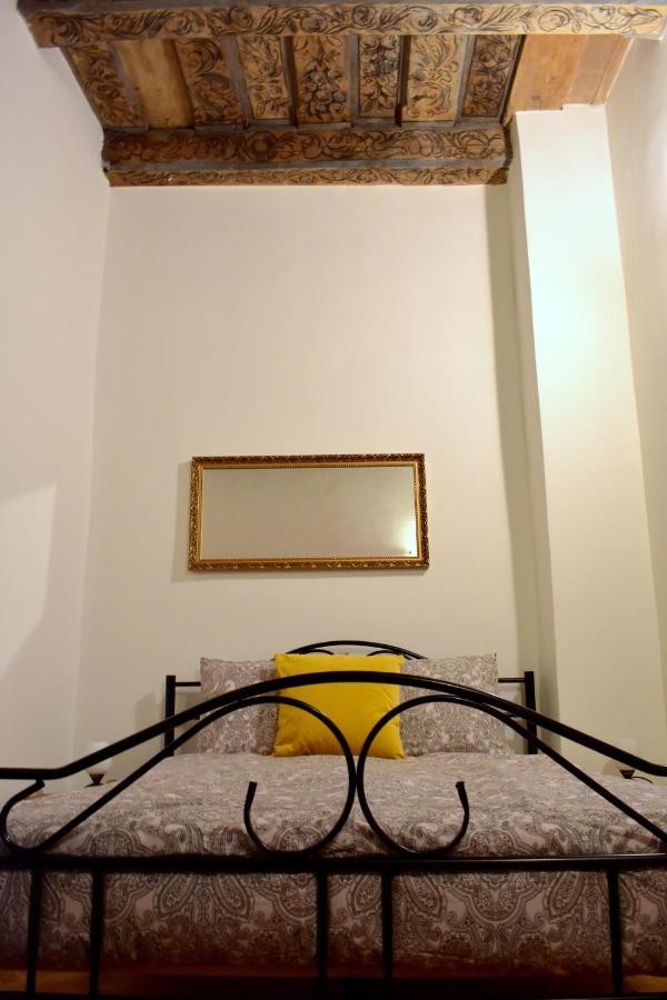 Apartment Lesser Town! 布拉格 外观 照片